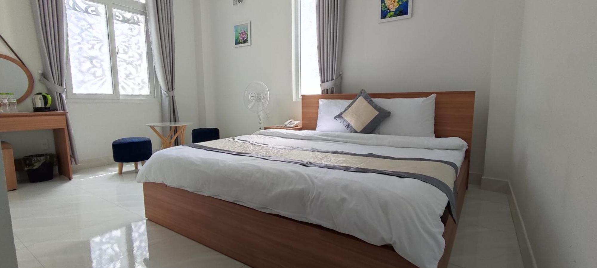 Hotel Alex Peony